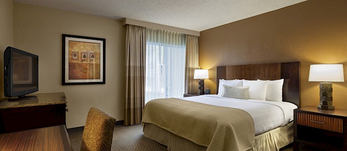 Embassy Suites Phoenix Tempe