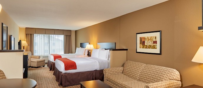 Holiday Inn Express & Suites El Paso Airport