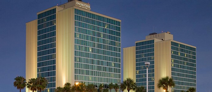 DoubleTree at the Entrance to Universal Orlando
