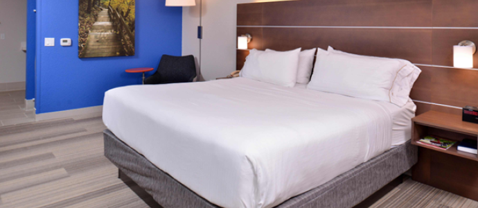 Holiday Inn Express & Suites Stevens Point