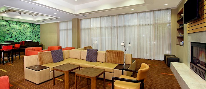 Courtyard Oakland Downtown