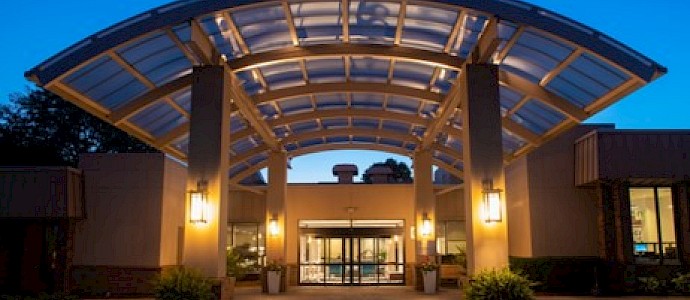 Sheraton Milwaukee Brookfield